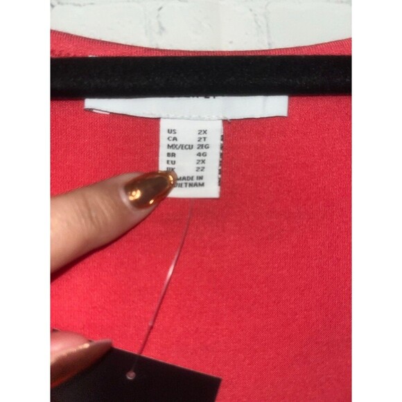 ✨Forever 21 Womens Coral Short Sleeve V Neck Top Babydoll Blouse 2X 2XL - Picture 2 of 2